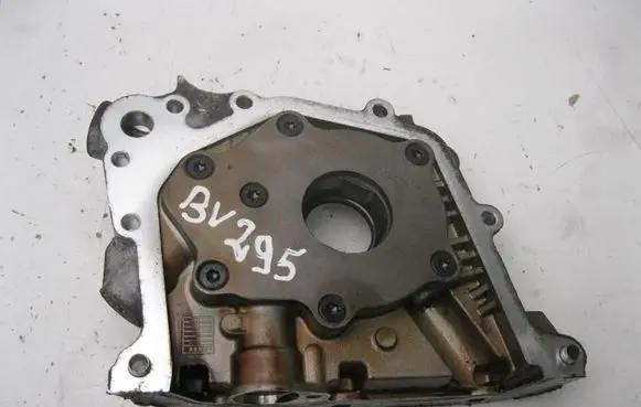 Ford Focus Oil pump 98MM6604B1A BV295