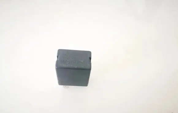 Chrysler Voyager Other relay 04868244aa