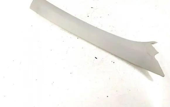Mercedes-Benz C W204 (A) pillar trim DALISID3812 2046902226 A2046902226