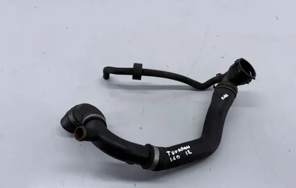 Volkswagen Touran II Engine coolant pipe/hose 5K0121087