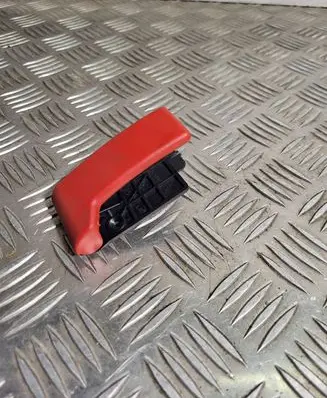 Engine bonnet (hood) release handle
