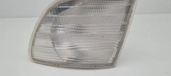 Mercedes-Benz Vito Viano W638 Front indicator light A6388200921