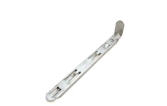 Volvo XC90 Headlight/headlamp mounting bracket 8637181