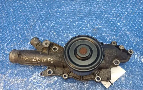 Mercedes-Benz E W211 Water pump R6462010110