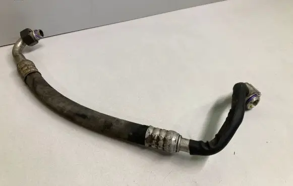 Audi A4 S4 B5 8D Air conditioning (A/C) pipe/hose 8D0260704N