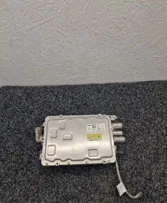 BMW X5 F15 Voltage converter inverter 8741470