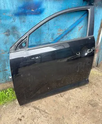 KIA Sportage Front door
