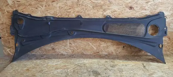 Volvo S90, V90 Wiper trim 31402275