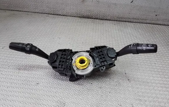 Honda Accord Wiper turn signal indicator stalk/switch M226701