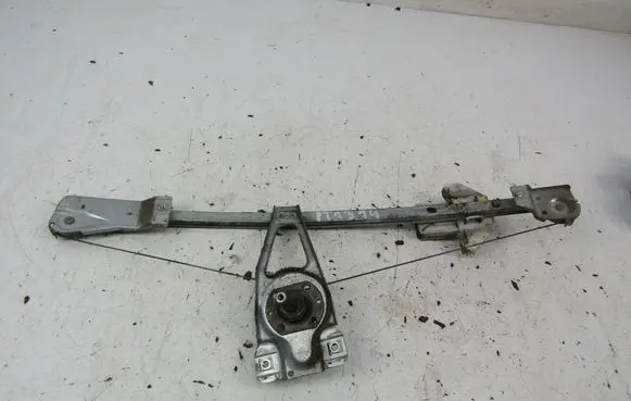 Volkswagen Polo III 6N 6N2 6NF Rear door manual window regulator 