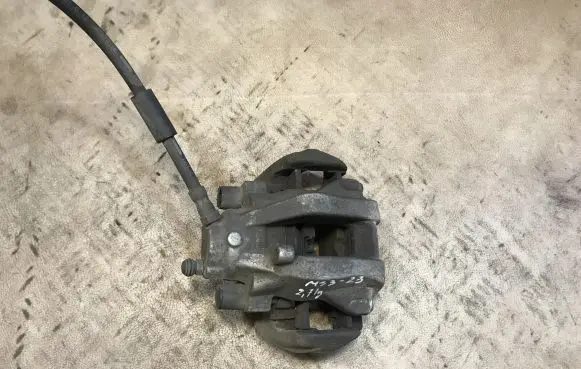 Mercedes-Benz E W212 Rear brake caliper A212