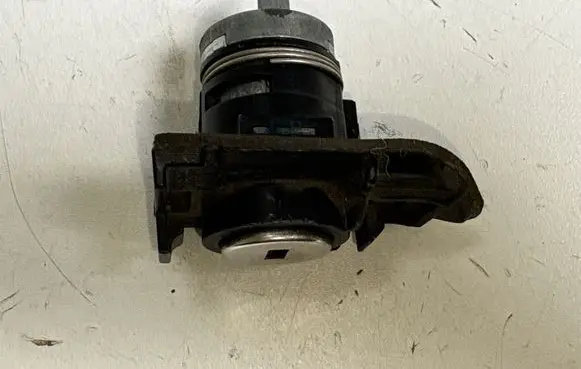 Ford Mustang VI Front door lock (next to the handle) DS7AF21991