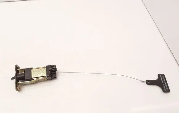 Fuel tank cap lock motor