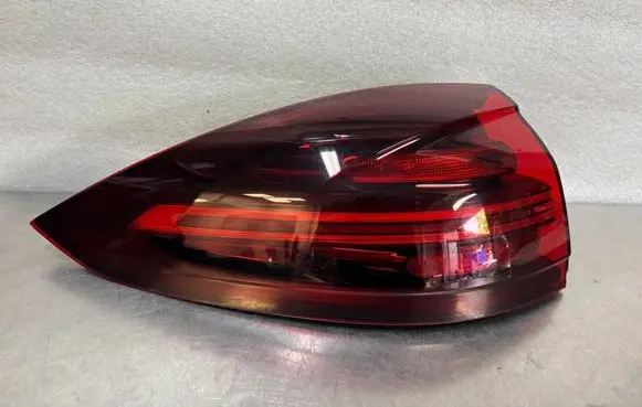 Porsche Cayenne (92A) Rear/tail lights 7P5945207C