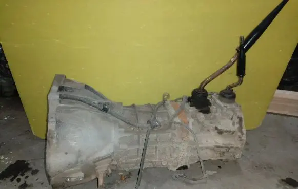Toyota Hilux (AN10, AN20, AN30) Manual 5 speed gearbox 330300K130 70RE500520