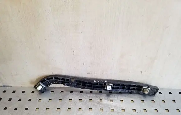 Honda CR-V Rear bumper mounting bracket