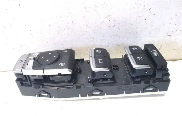 KIA Sorento Electric window control switch 93571P2420WK