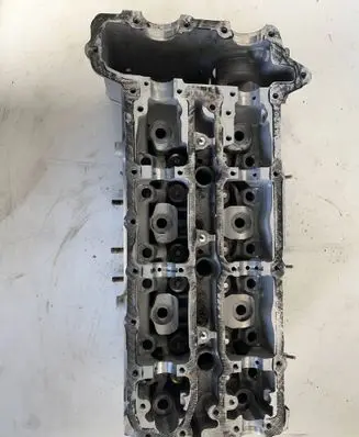 Mercedes-Benz Sprinter W906 Engine head R642016 A6420101121