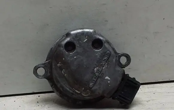 Camshaft position sensor