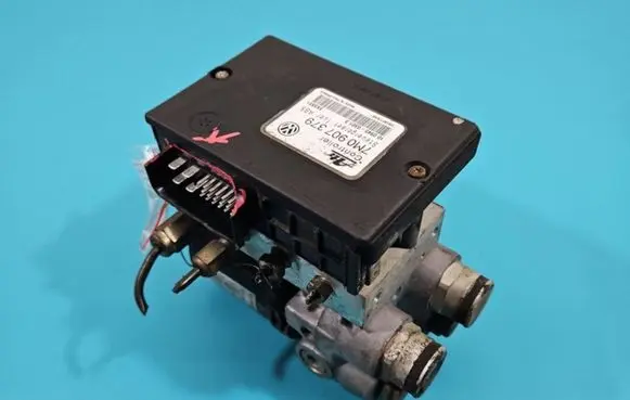 Volkswagen Sharan ABS Pump 7M0907379 IMPRK1411073