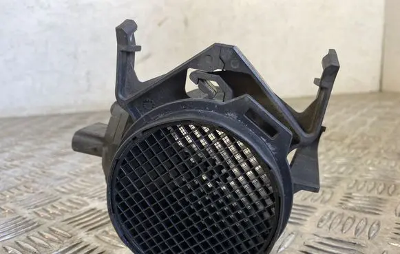 Mercedes-Benz Vito Viano W639 Mass air flow meter 1120940048 0280217515 LM0021