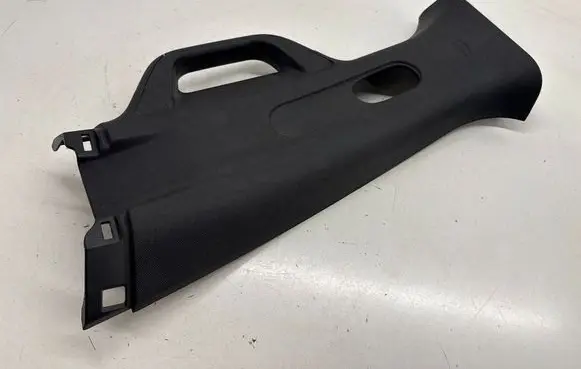 Dodge RAM (B) pillar trim (top) 6DQ05TRMAG