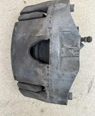 Volvo XC90 Front brake caliper 30636355