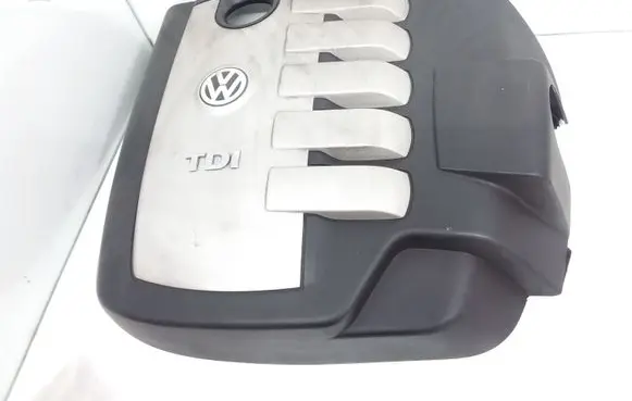 Volkswagen Touareg I Engine cover (trim) 070103926A