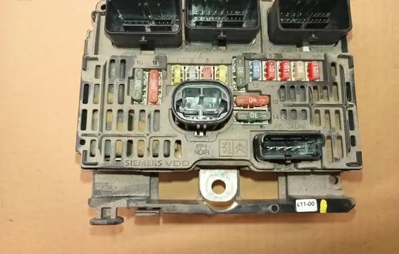 Citroen C4 I BSM Control unit 9661682980 BSML11