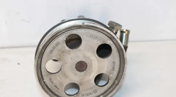 Audi A4 S4 B6 8E 8H Power steering pump 8E0145153ES