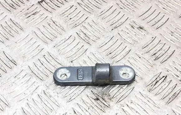 Mercedes-Benz E W211 Front door upper hinge 0401