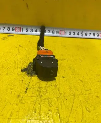 Electric window control switch