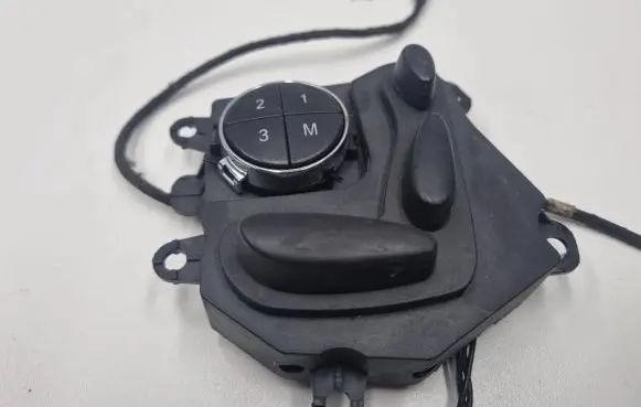 Mercedes-Benz CLS C219 Seat control switch A2118218079 2118218079
