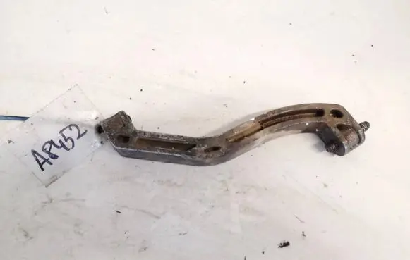 Volkswagen Golf VI Engine mounting bracket 1k0199359
