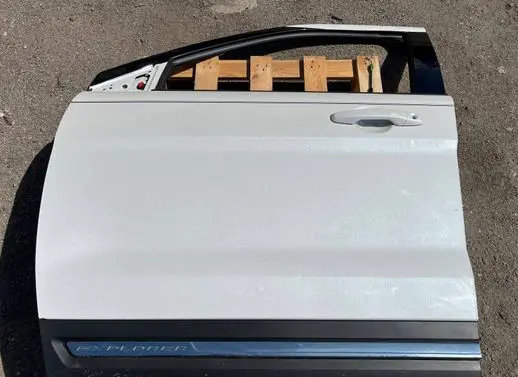Ford Explorer V Front door DRWILPEX16