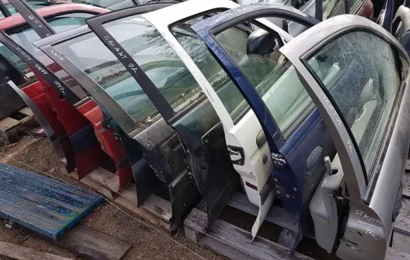Fiat Marea Front door