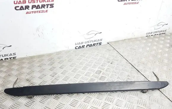 Volkswagen Golf III Air flow deflector 