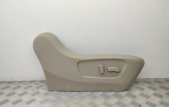 Nissan X-Trail T32 Front door seat control surround trim 