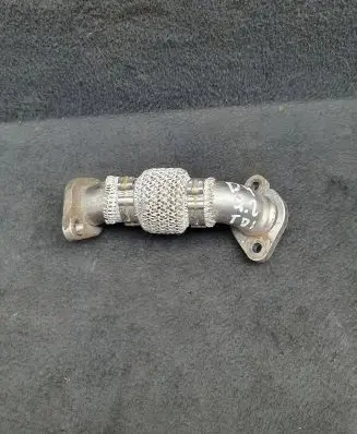 Audi A8 S8 D4 4H EGR valve line/pipe/hose 057131534R