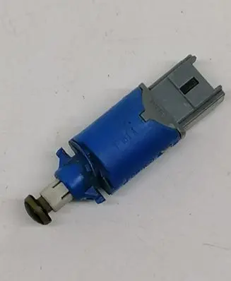 Renault Master III Brake pedal sensor switch 8200168239B