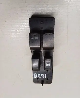 Suzuki Swift IV Central console control unit 62J103626T