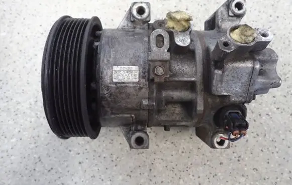 Toyota Corolla Verso AR10 Air conditioning (A/C) compressor (pump) GE4472601741
