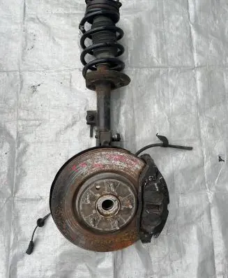 Fiat Freemont Front wheel hub spindle knuckle
