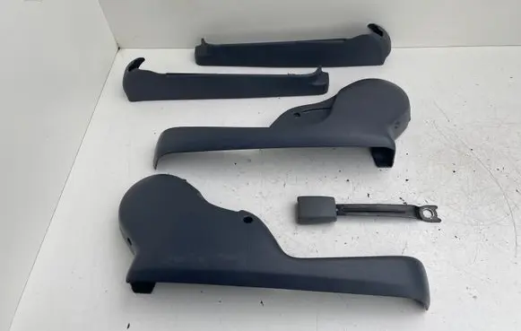 Toyota Previa (XR30, XR40) II Front driver seat rail trim 7181228161 7213728090 7181128171