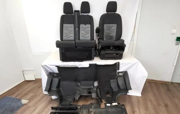 Ford Transit Custom Seat set 