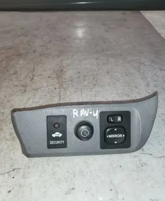 Toyota RAV 4 (XA20) Wing mirror switch 5544642010