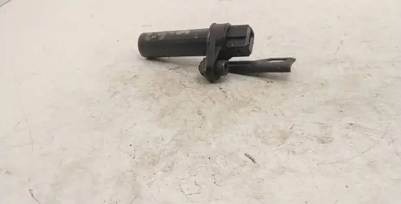 BMW 5 E39 Crankshaft position sensor 2243560