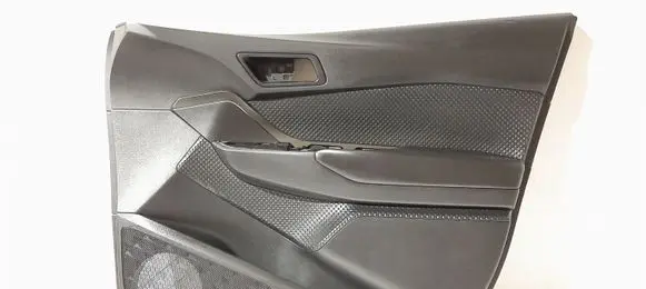 Toyota C-HR I Front door card panel trim 67061F4010C4 67781X1B25