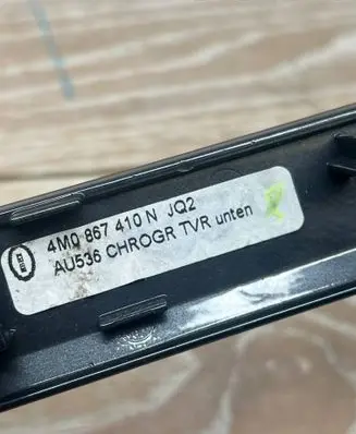Audi Q7 4M Front door card panel trim 4M0867410N