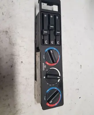 BMW 5 E34 Climate control unit 13842959 E346411 8351651